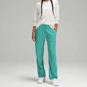 Lululemon Dance Studio Mid-Rise Full Length , NWT , sold out this color